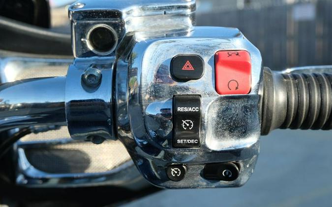 Used 2015 INDIAN MOTORCYCLE CHIEFTAIN