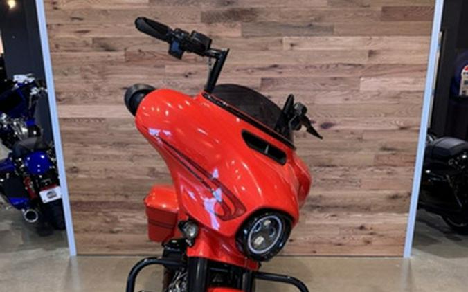 2017 Harley-Davidson FLHXS - Street Glide Special