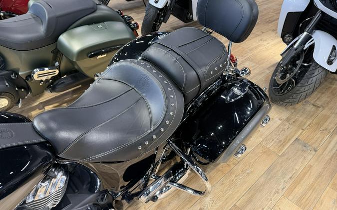 2024 INDIAN MOTORCYCLE SPRINGFIELD BLACK METALLIC AND TITANIUM METALLIC
