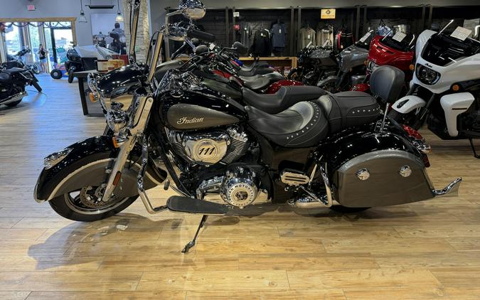 2024 INDIAN MOTORCYCLE SPRINGFIELD BLACK METALLIC AND TITANIUM METALLIC