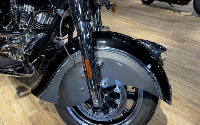 2024 INDIAN MOTORCYCLE SPRINGFIELD BLACK METALLIC AND TITANIUM METALLIC