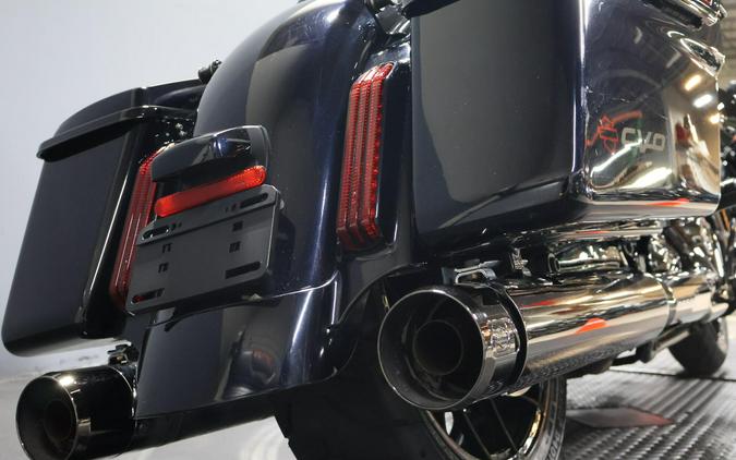 2022 Harley-Davidson CVO Street Glide