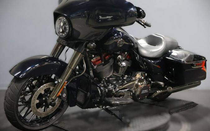 2022 Harley-Davidson CVO Street Glide
