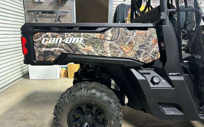 2024 Can-Am Defender XT HD10