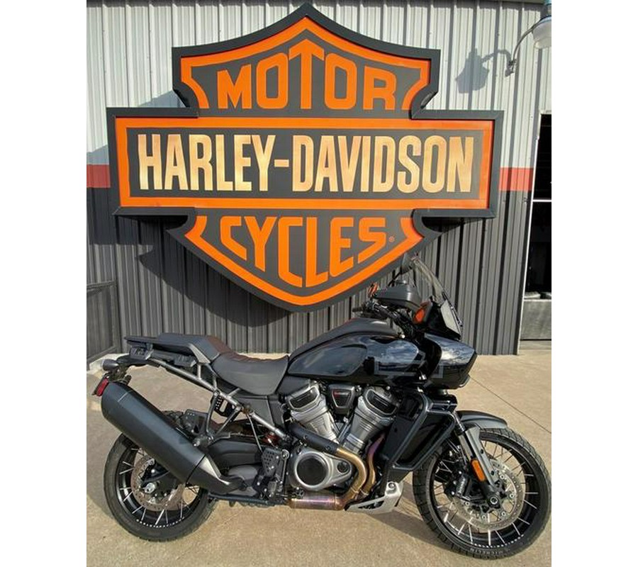 2022 Harley-Davidson® RA1250S - Pan America™ 1250 Special