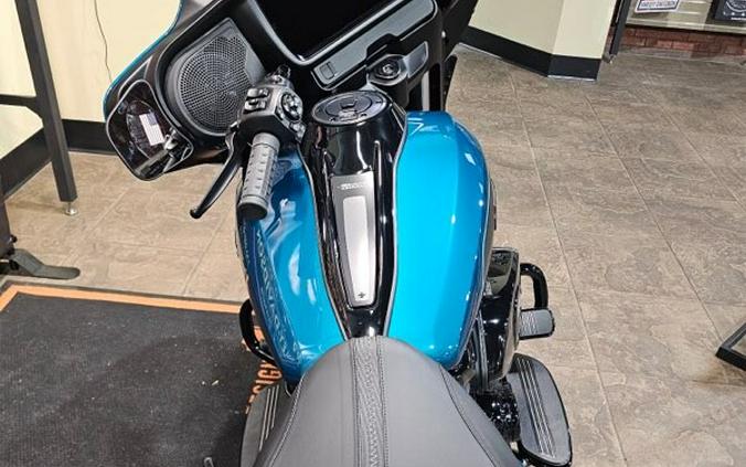 2026 Harley-Davidson® Street Glide® Teal Thunder / Vivid Black - Black