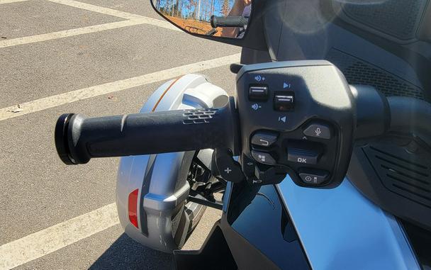 2025 Can-Am Spyder RT Base