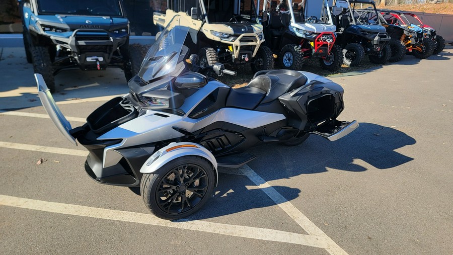 2025 Can-Am Spyder RT Base