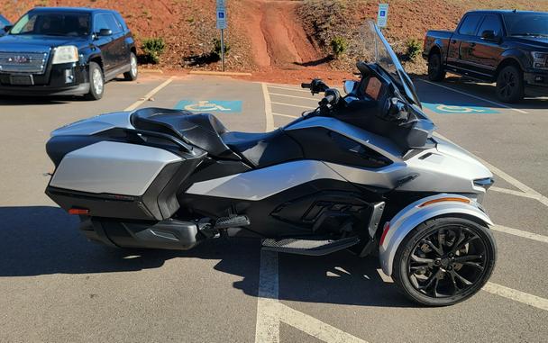 2025 Can-Am Spyder RT Base