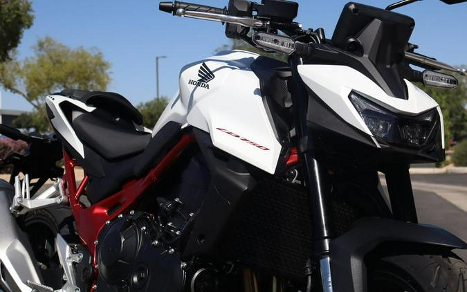 2025 Honda® CB750 Hornet