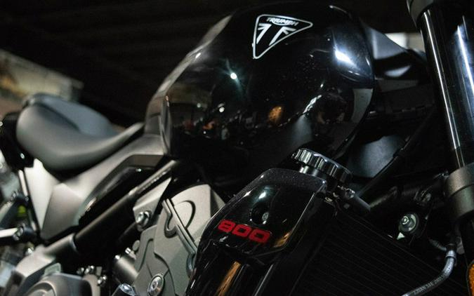 2026 Triumph Trident 800 Jet Black