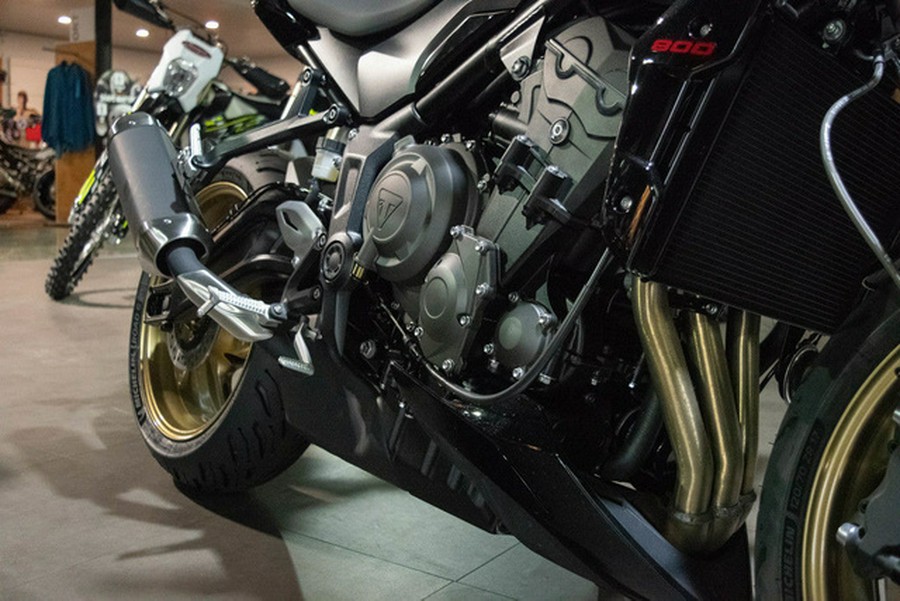 2026 Triumph Trident 800 Jet Black