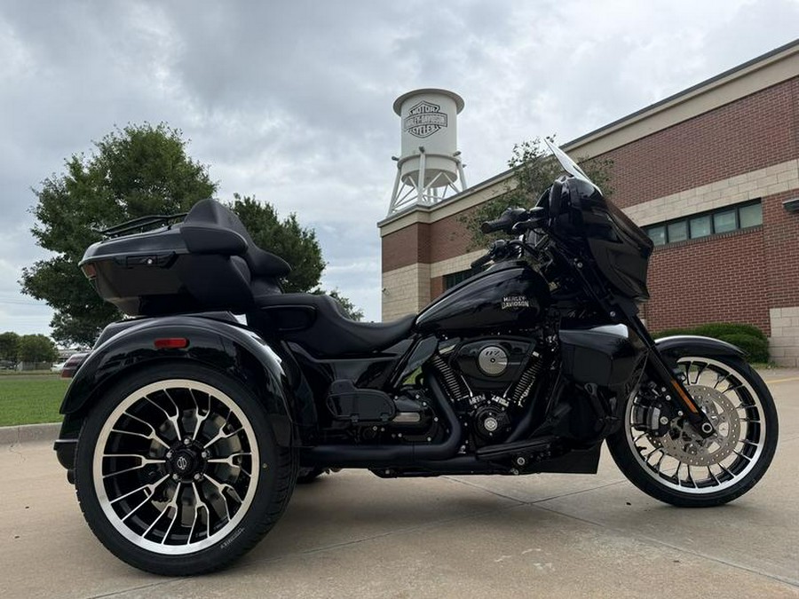 2026 Harley-Davidson® FLHLT - Street Glide® 3 Limited