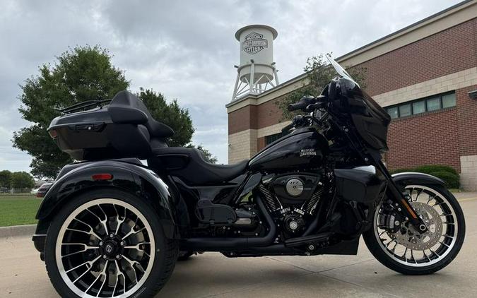 2026 Harley-Davidson® FLHLT - Street Glide® 3 Limited