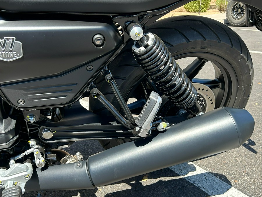 2027 Moto Guzzi V7 Stone