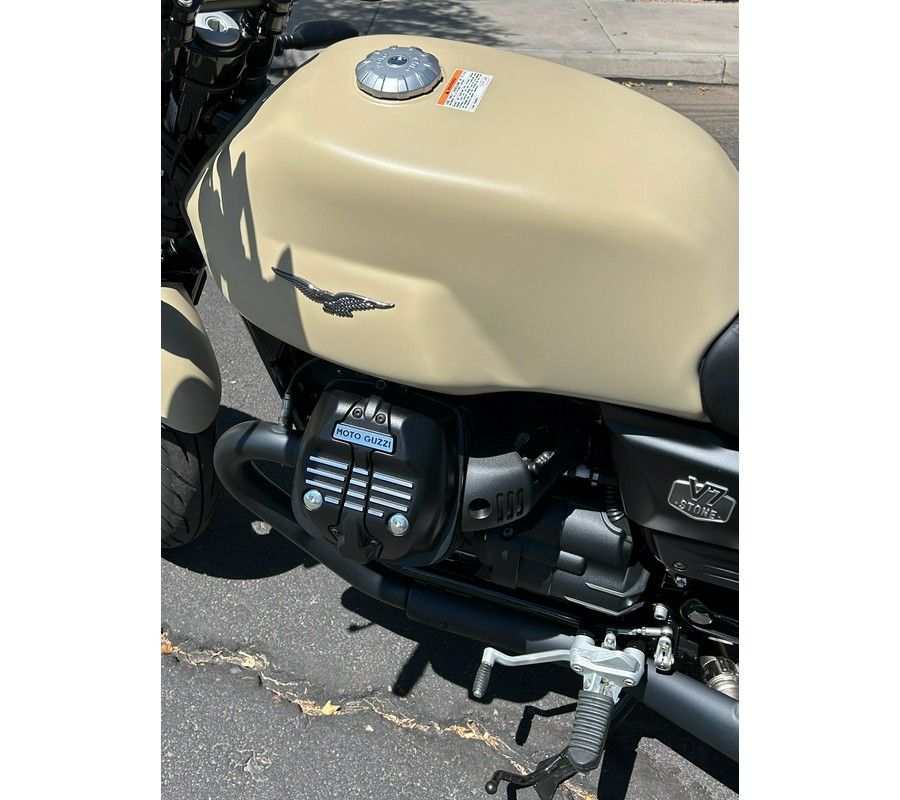 2027 Moto Guzzi V7 Stone