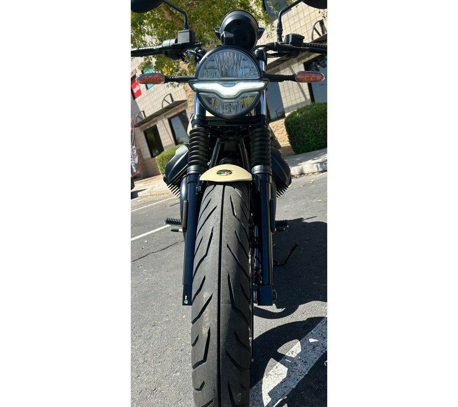 2027 Moto Guzzi V7 Stone