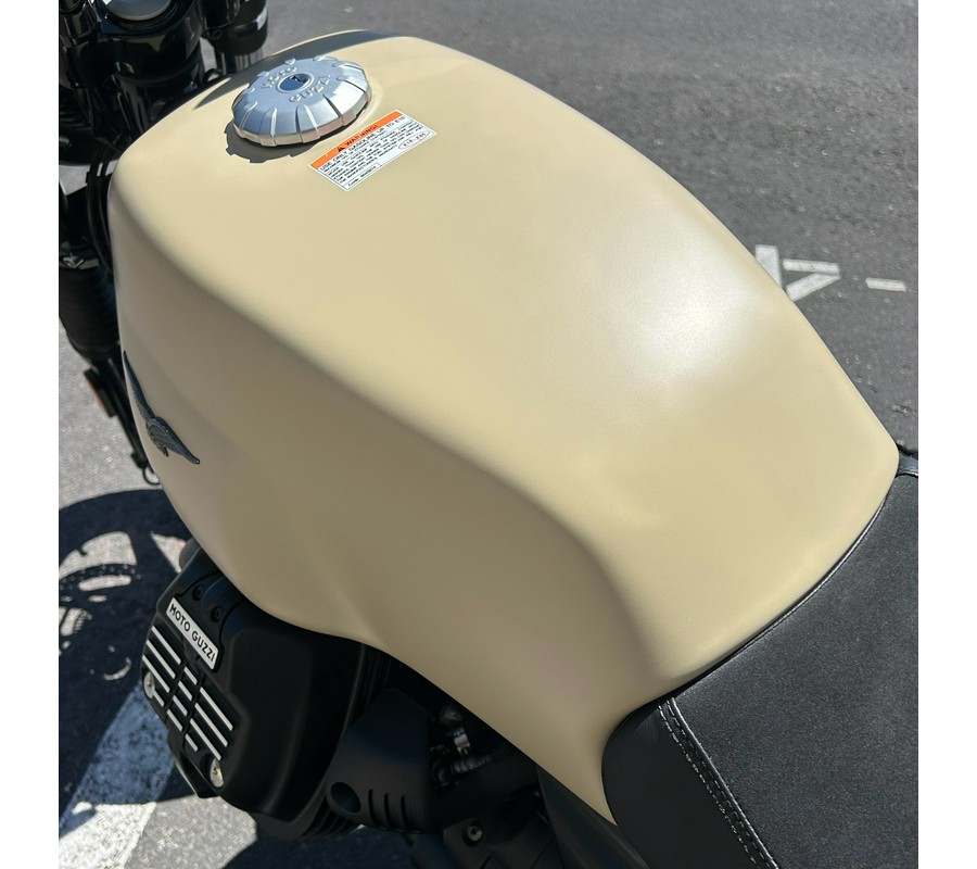 2027 Moto Guzzi V7 Stone