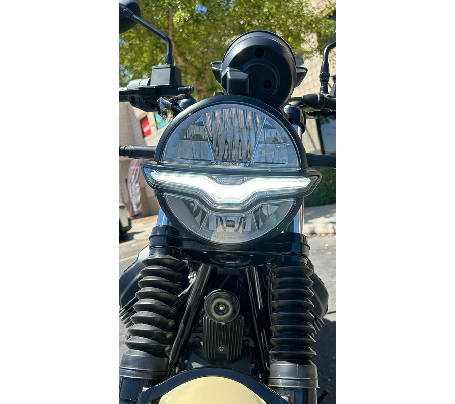 2027 Moto Guzzi V7 Stone