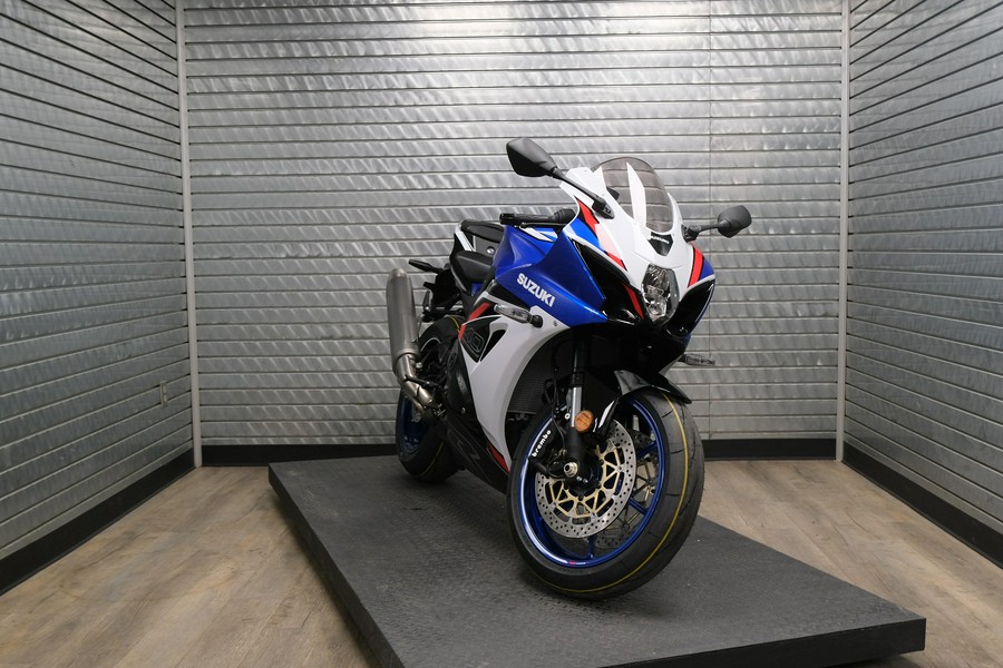 2027 SUZUKI GSX-R1000 40TH ANNIVERSARY EDITION
