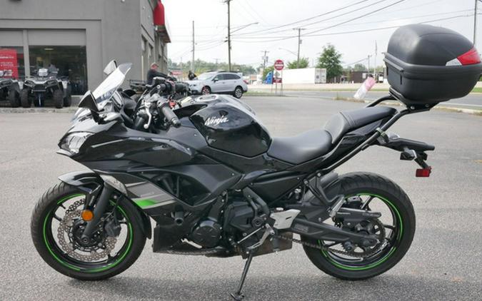 2019 Kawasaki Ninja 650 ABS Metallic Spark Black