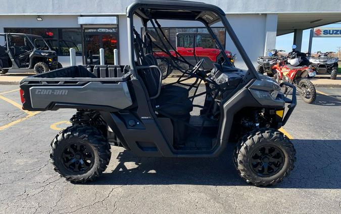 2024 Can-Am 8CRD DEF XT 64 HD10