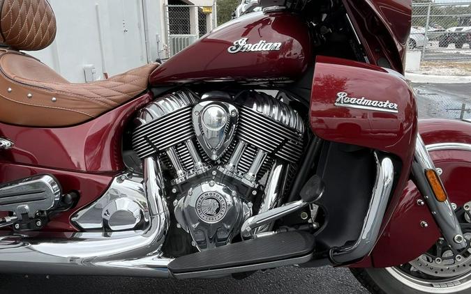 2019 Indian Motorcycle® Roadmaster® Burgundy Metallic