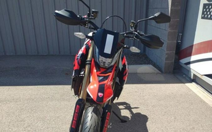 2026 Ducati Hypermotard 698 Mono RVE Graffiti