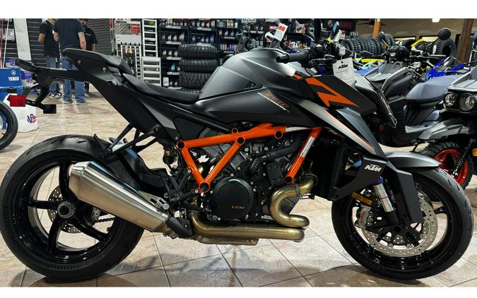 2026 1390 SUPER DUKE R EVO - KTM