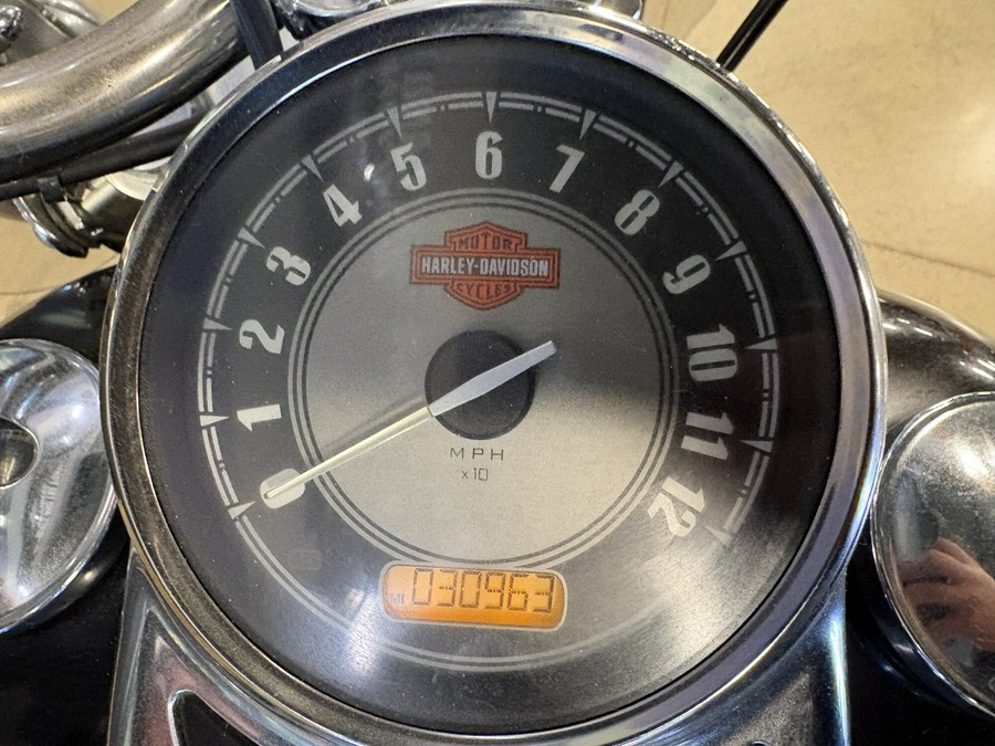 2016 Harley-Davidson Heritage Softail Classic FLSTC