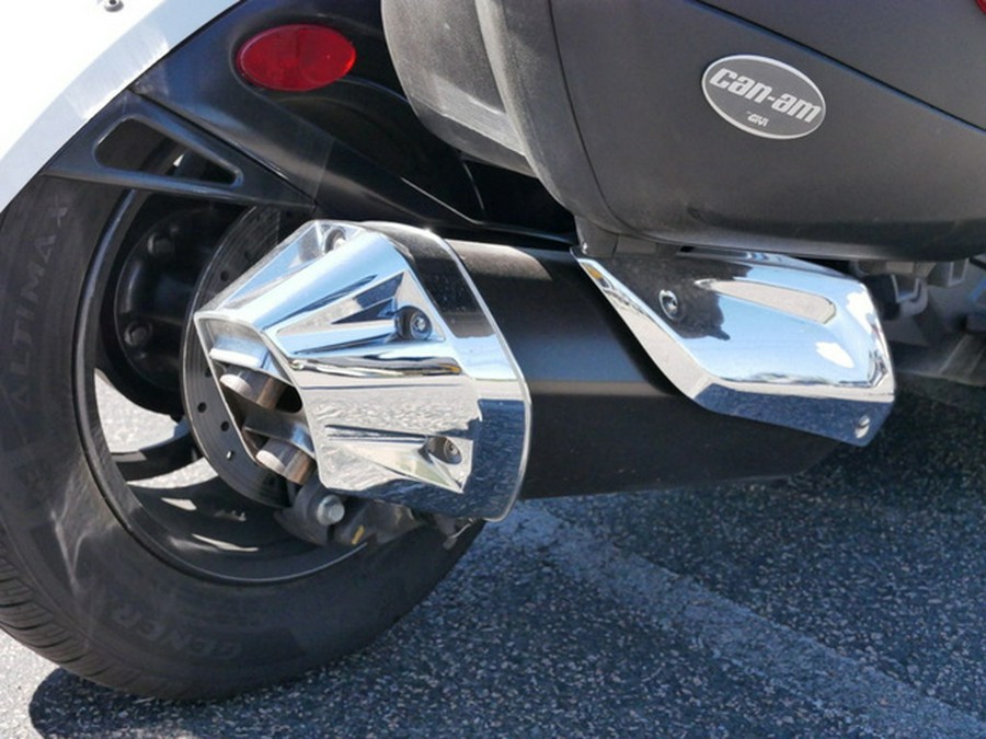 2013 Can-Am Spyder RST LTD