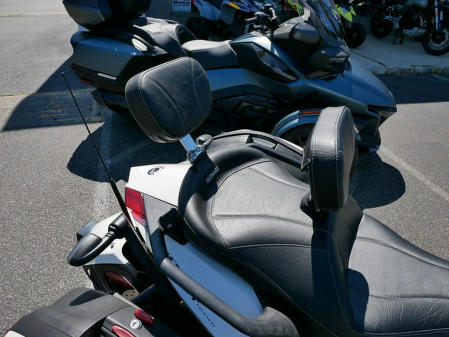 2013 Can-Am Spyder RST LTD