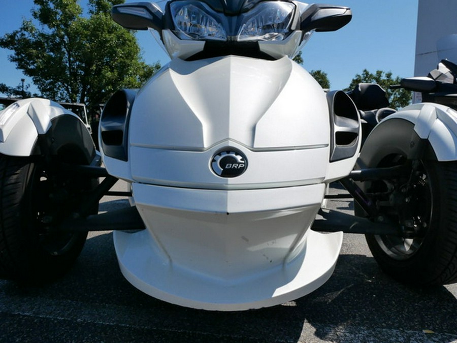 2013 Can-Am Spyder RST LTD