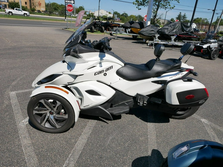 2013 Can-Am Spyder RST LTD