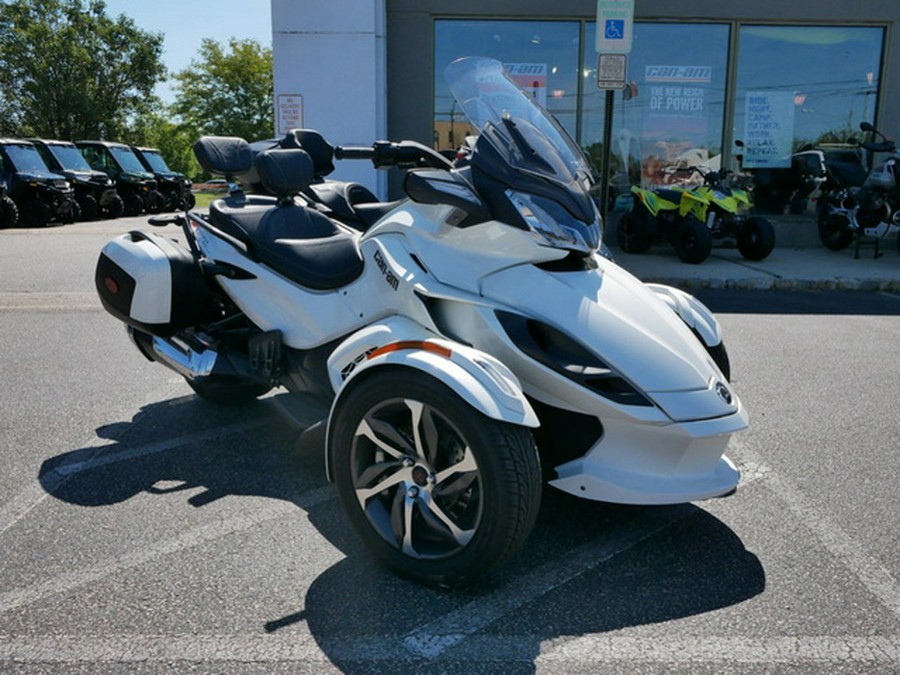 2013 Can-Am Spyder RST LTD