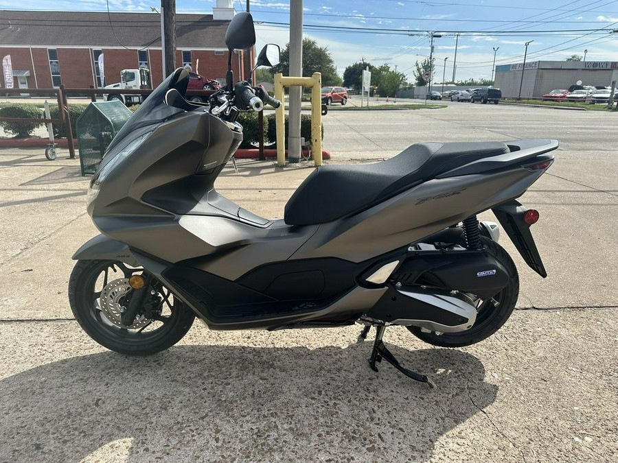 2023 Honda® PCX