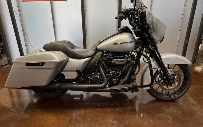 2019 Harley-Davidson Street Glide® Special