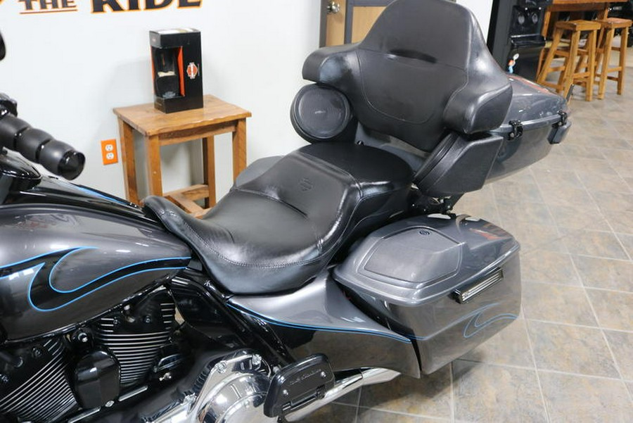 2015 Harley-Davidson® FLTRXS - Road Glide® Special