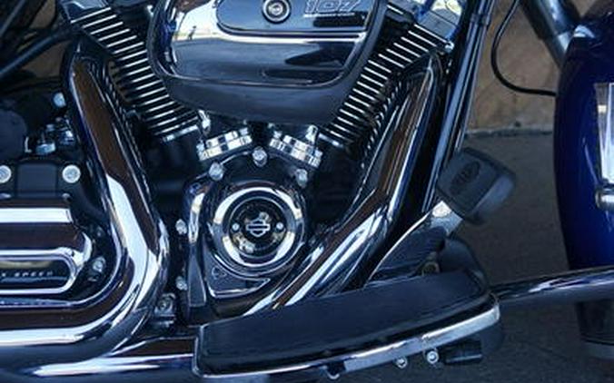 2017 Harley-Davidson® FLHR - Road King®