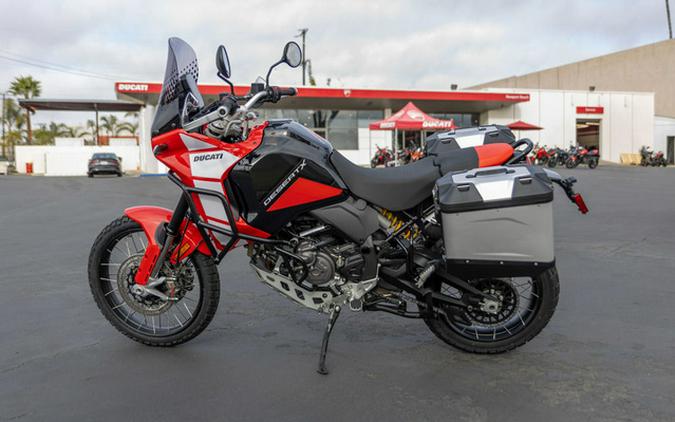 2025 Ducati DesertX Discovery