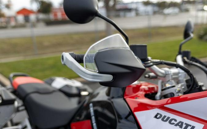 2025 Ducati DesertX Discovery
