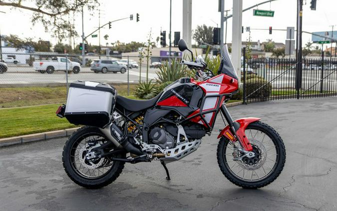 2025 Ducati DesertX Discovery