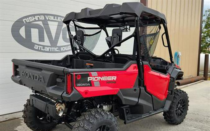 2024 Honda Pioneer 1000 Deluxe