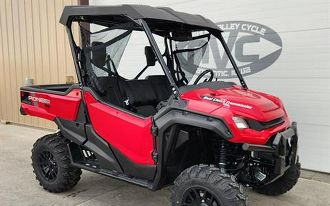 2024 Honda Pioneer 1000 Deluxe