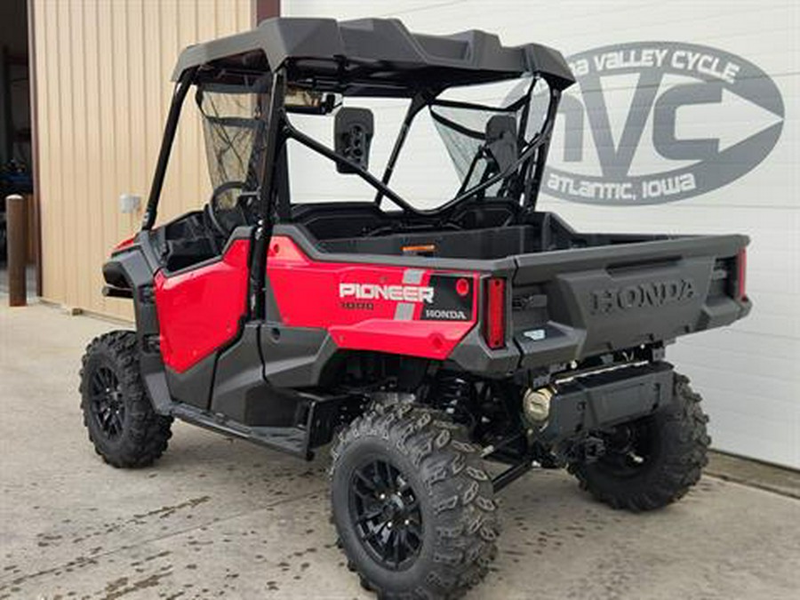 2024 Honda Pioneer 1000 Deluxe