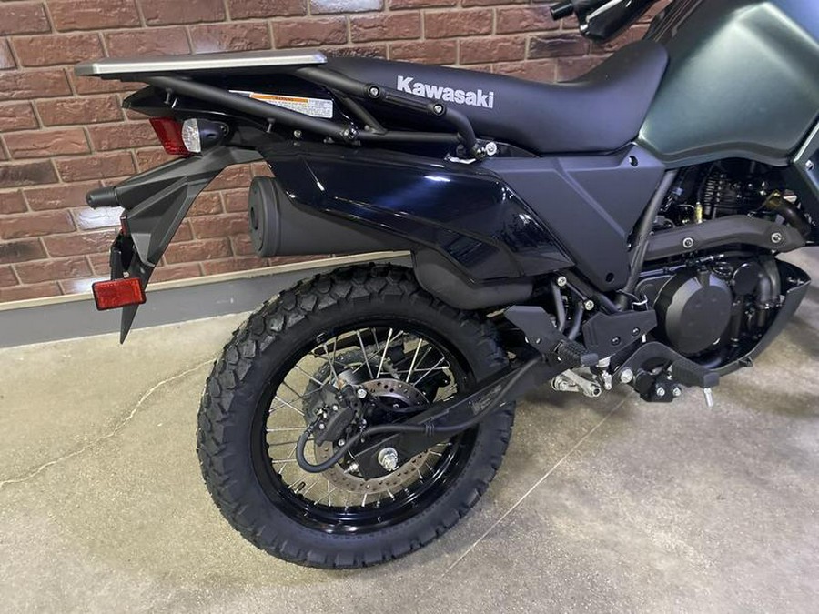 2025 Kawasaki KLR®650 Metallic Matte Old School Green