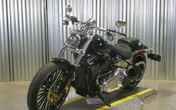 2025 Harley-Davidson Breakout