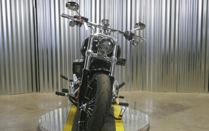 2025 Harley-Davidson Breakout