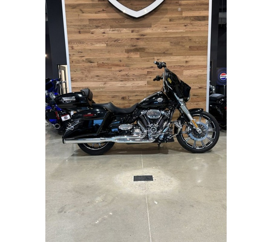 2021 Harley-Davidson FLHXS - Street Glide Special