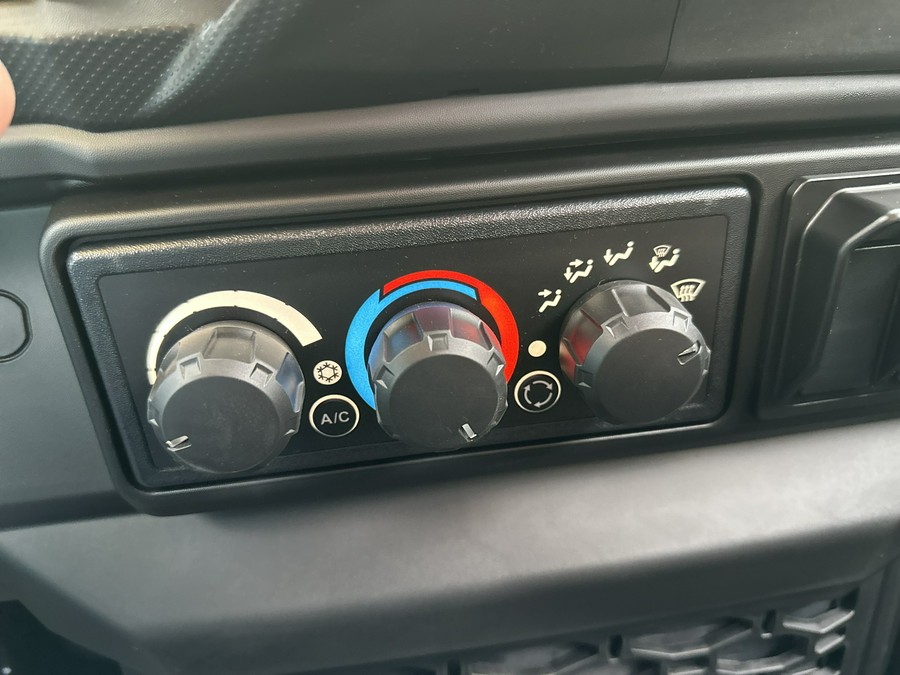 2026 Can-Am Defender MAX Lone Star Cab HD11